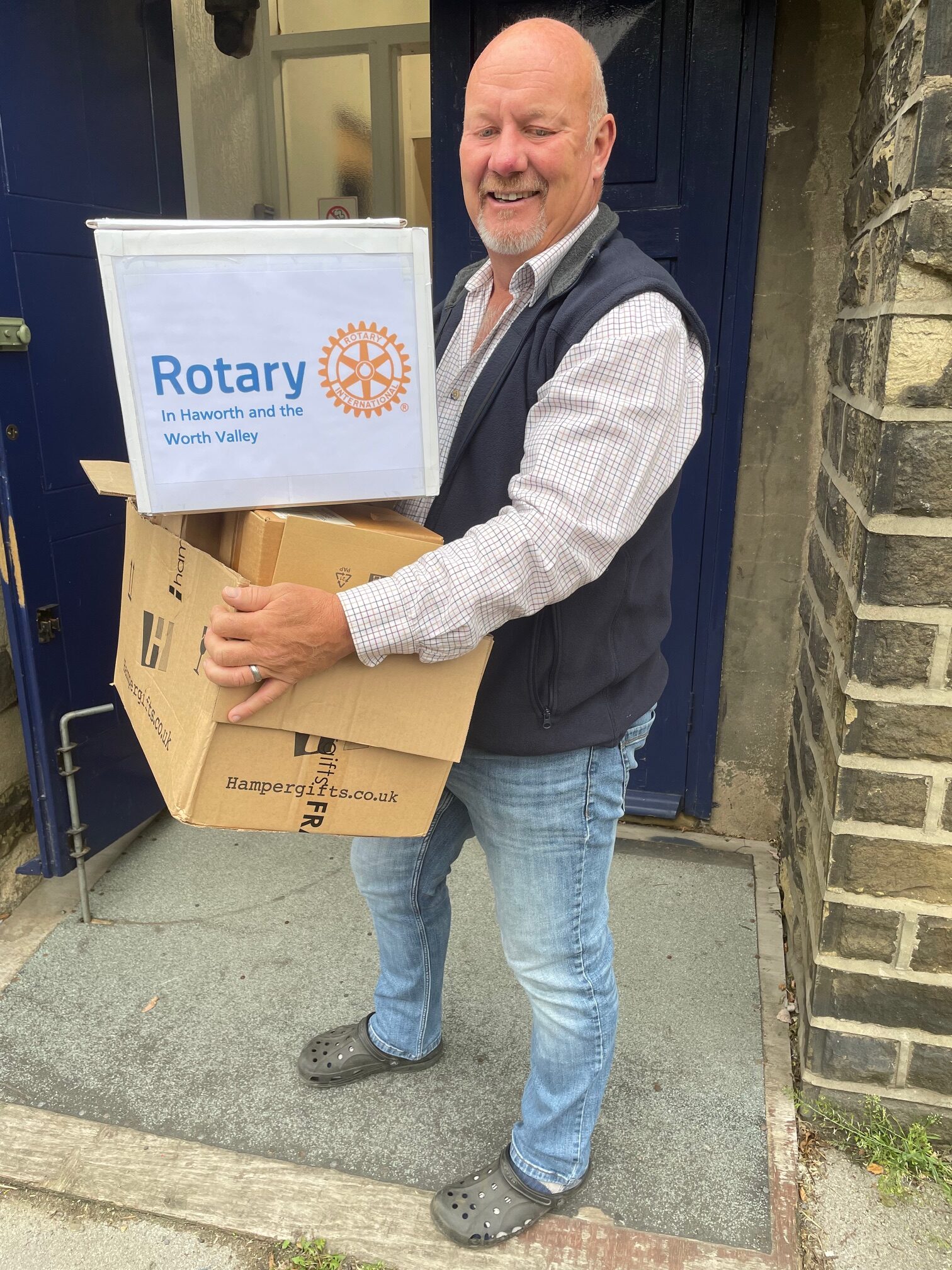Community backs club’s Ukraine appeal!